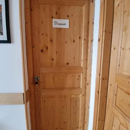 Palazzo San Vincenzo 3* Neapol
