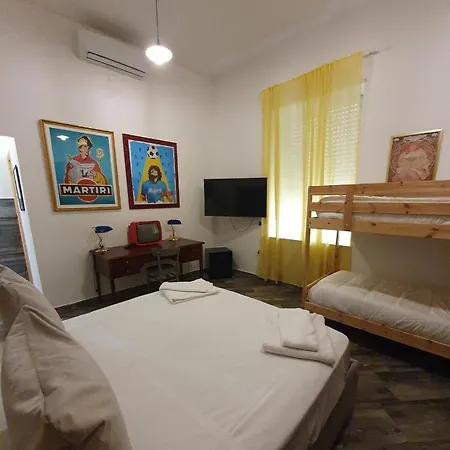 Palazzo San Vincenzo Bed & Breakfast Naples